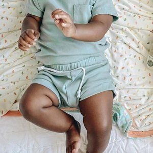 **SOLD** Two Piece Set - Little One Shop - 3M